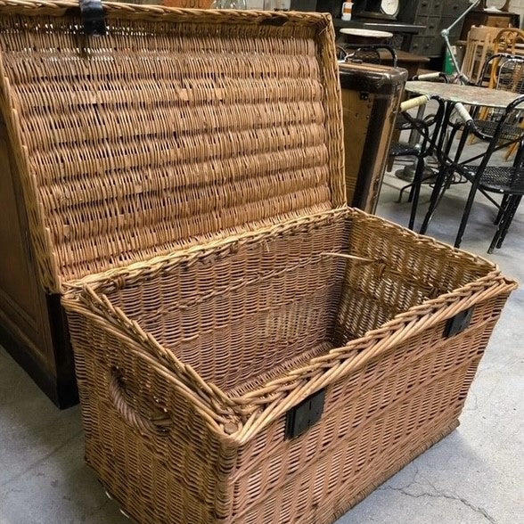 1900 French Wicker Travel Trunk
