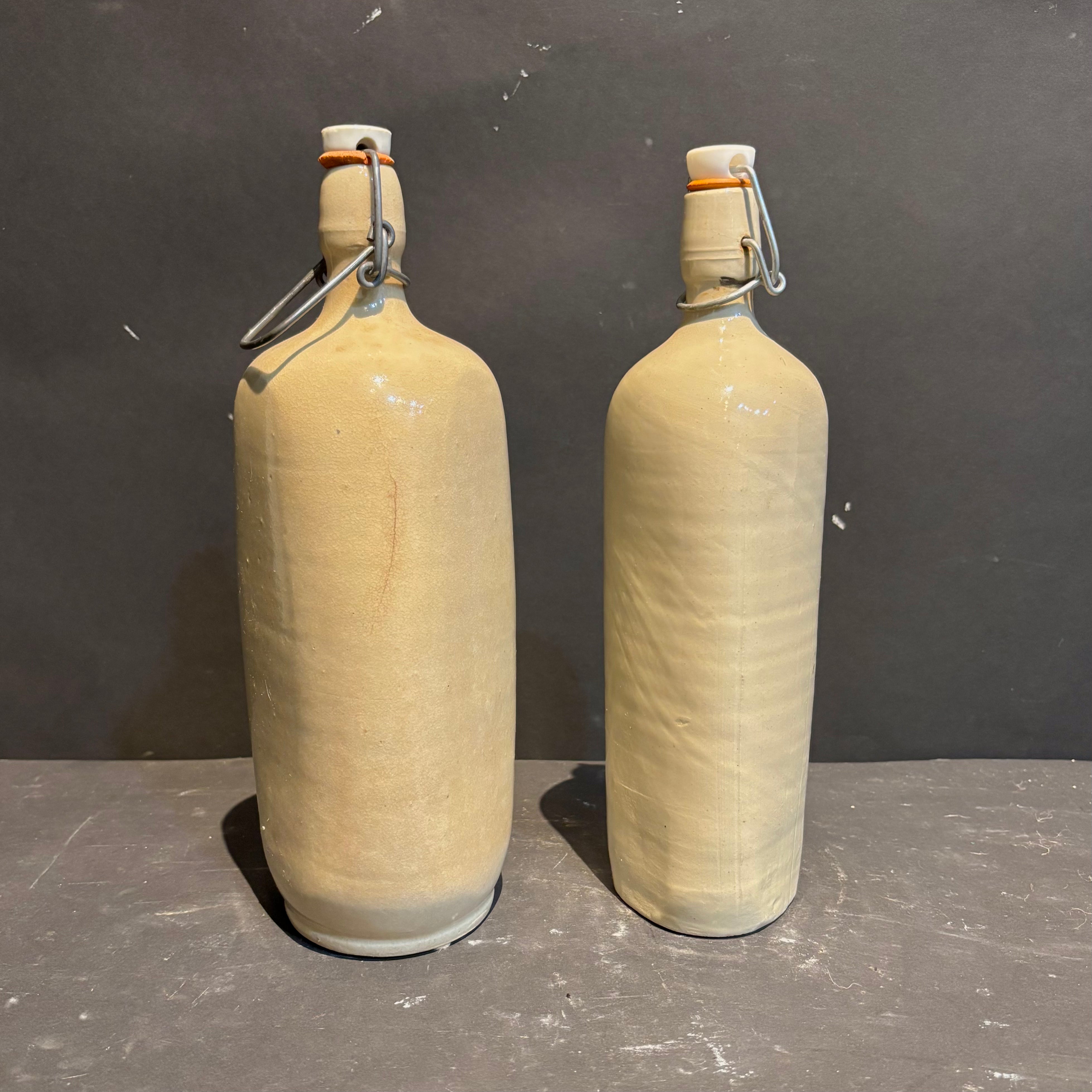 1925 Triangular Sandstone Bottle with Lid