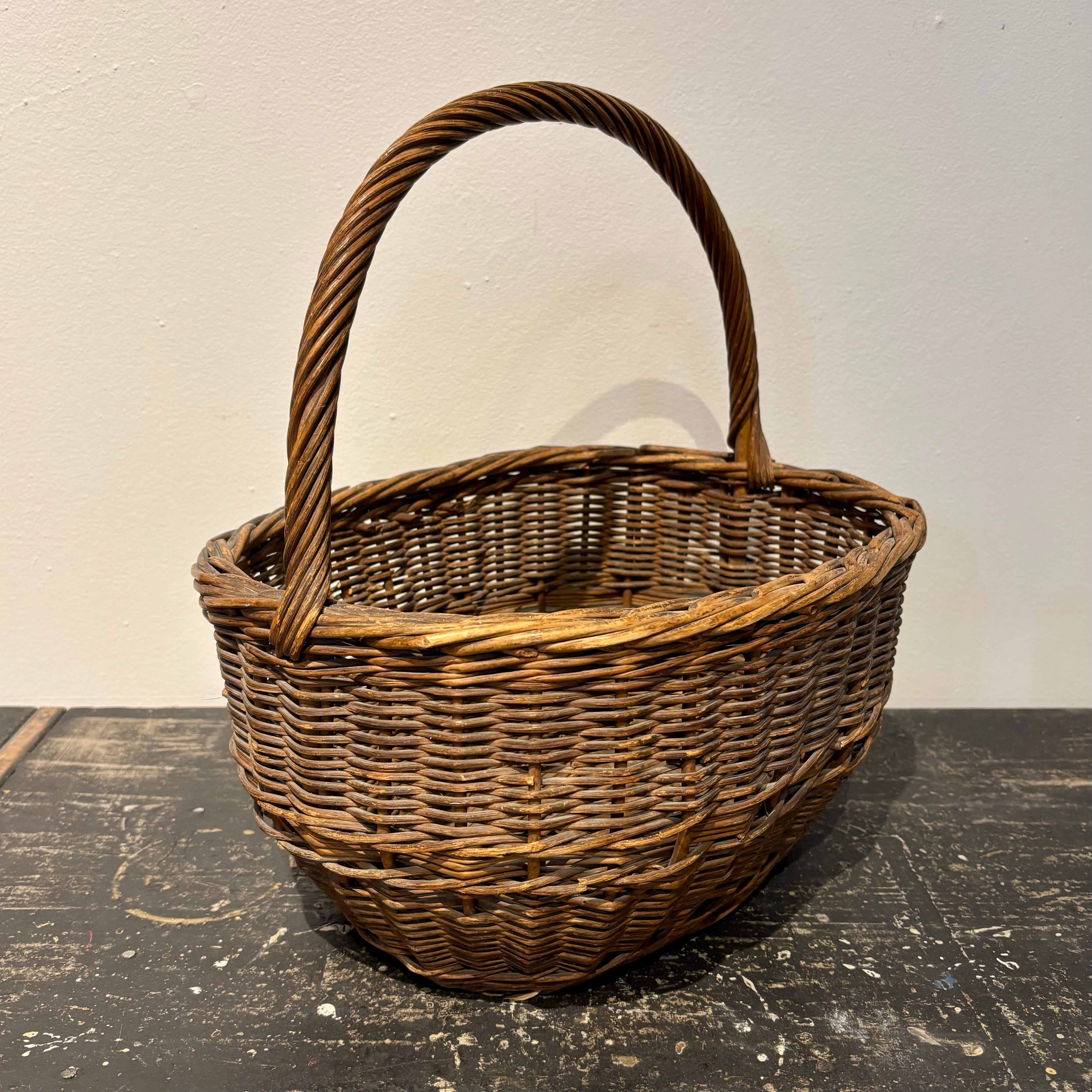 1910 French Basket