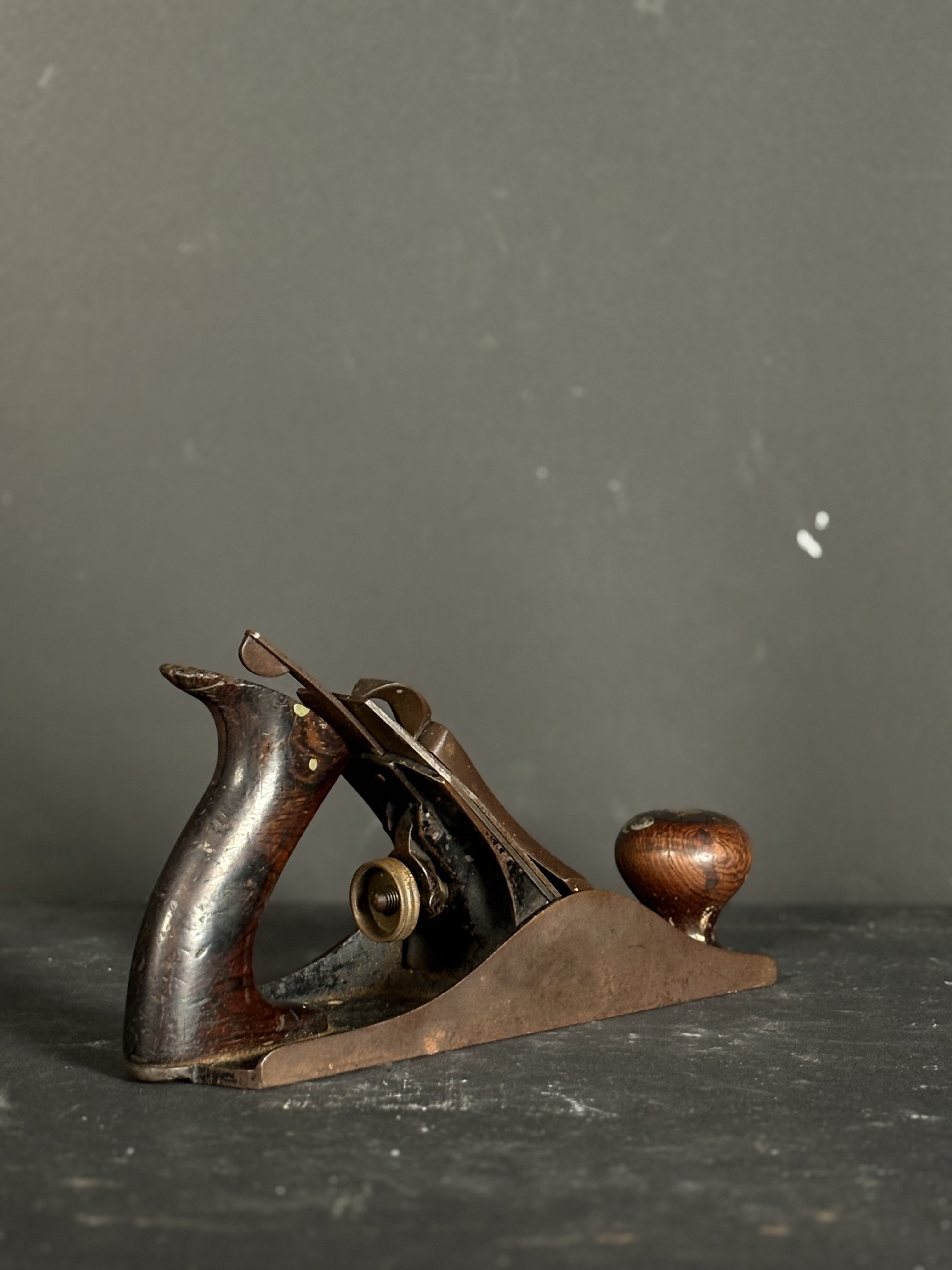 Antique Stanley No. 4 Plane, Rosewood Handle