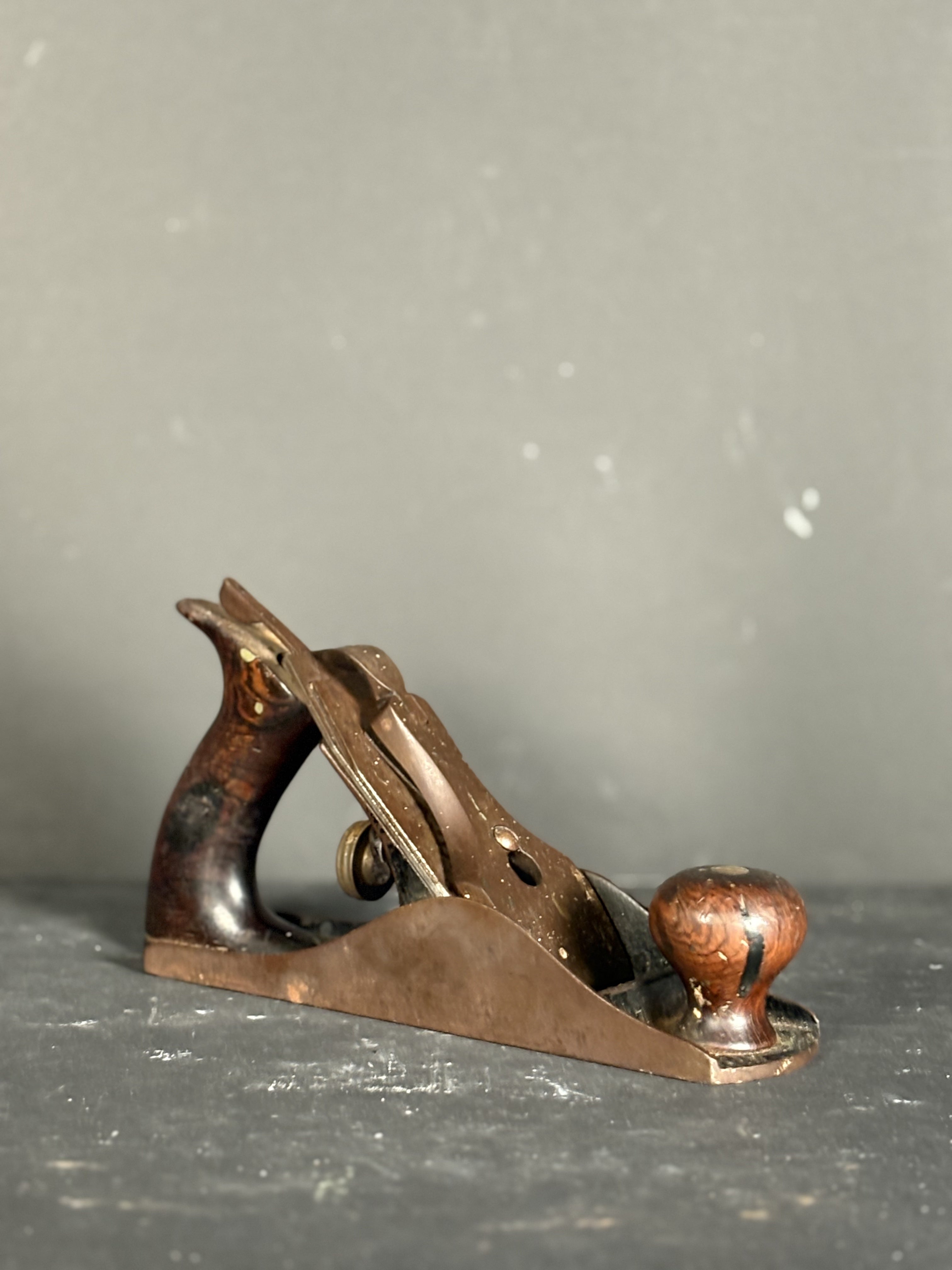 Antique Stanley No. 4 Plane, Rosewood Handle