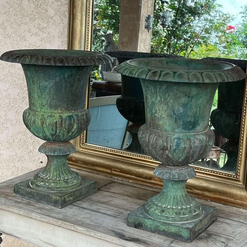 Cast Iron Medici Urns (Green Finish)