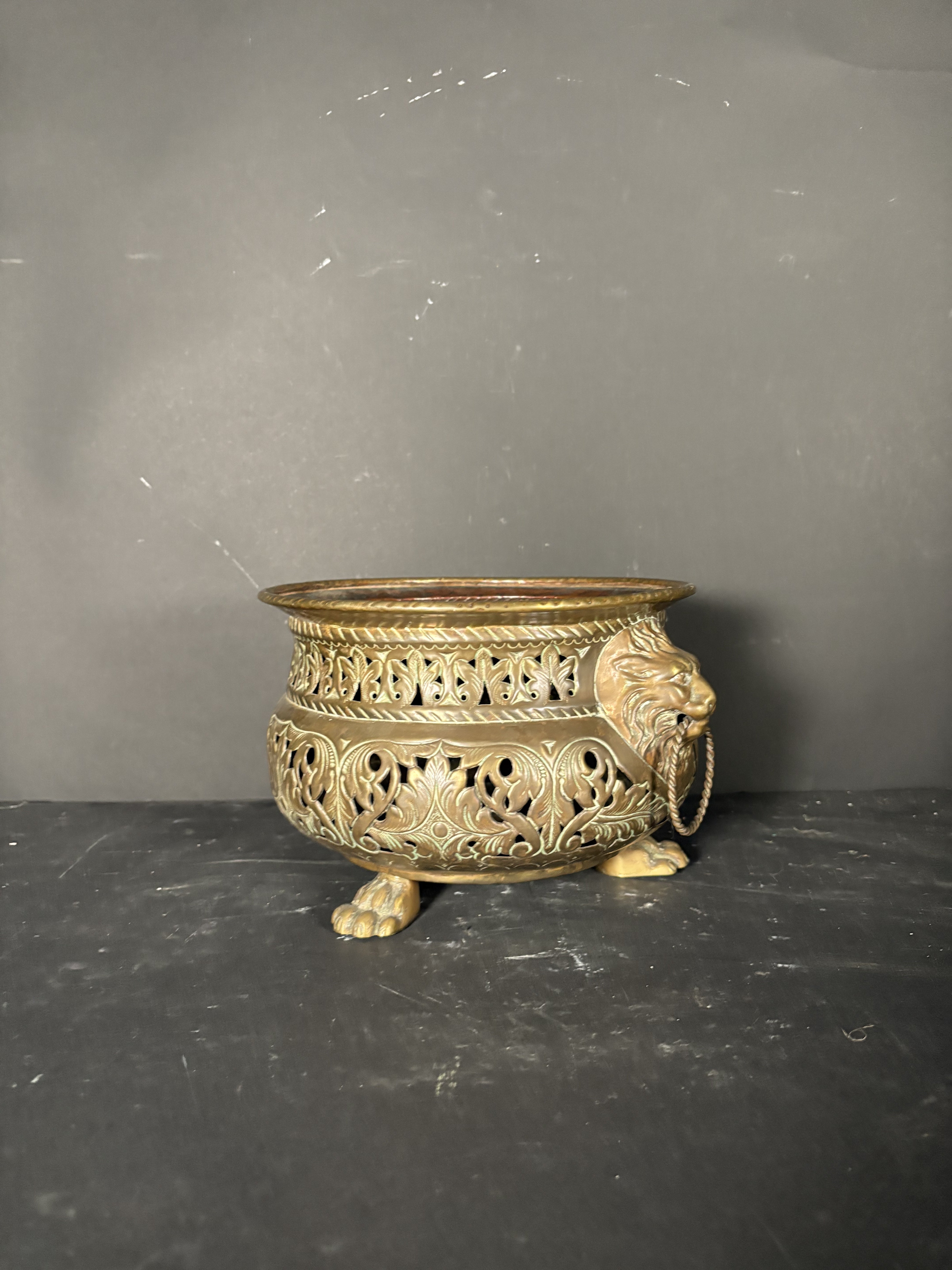 Petite Round Jardinière