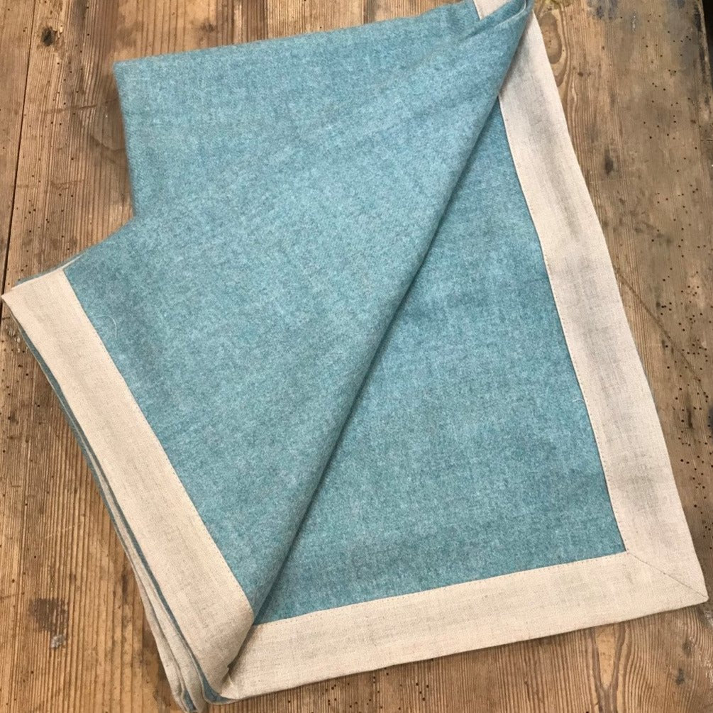 Defleure Alpaca Throw Linen Binding