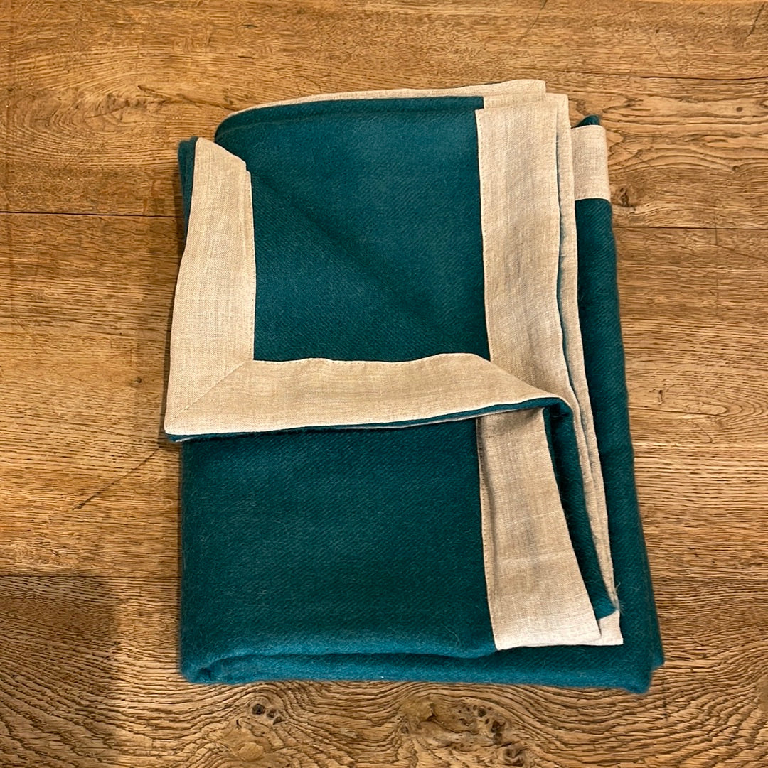 Defleure Alpaca Throw Linen Binding
