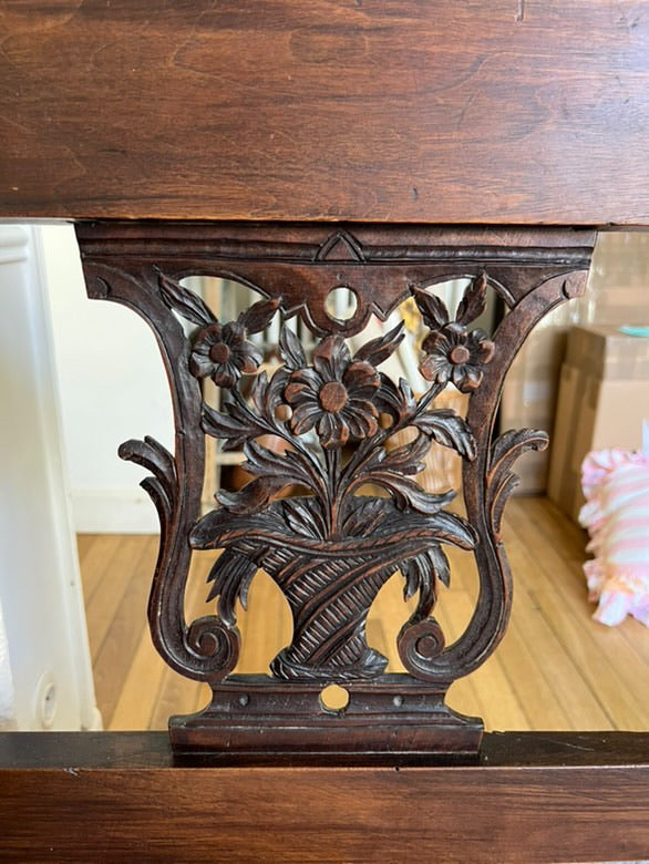 French 19th Century Walnut Day Bed