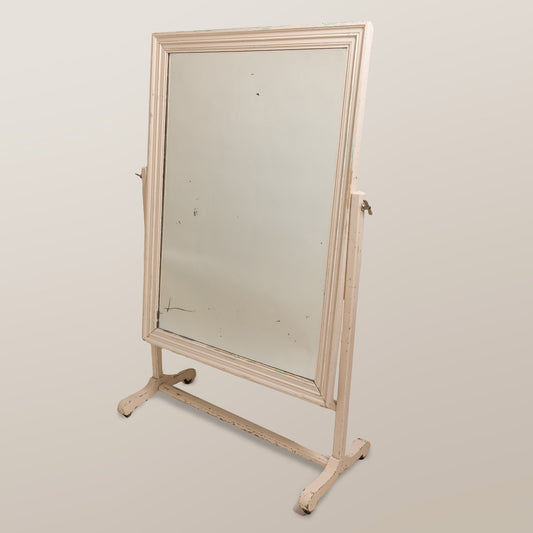 Style Mirror