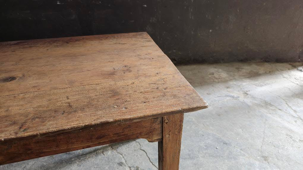 French 1880 Chestnut Dining Table