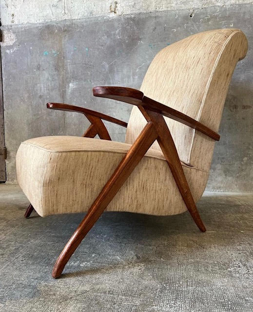 Pair of Modern Large Lounge Chairs