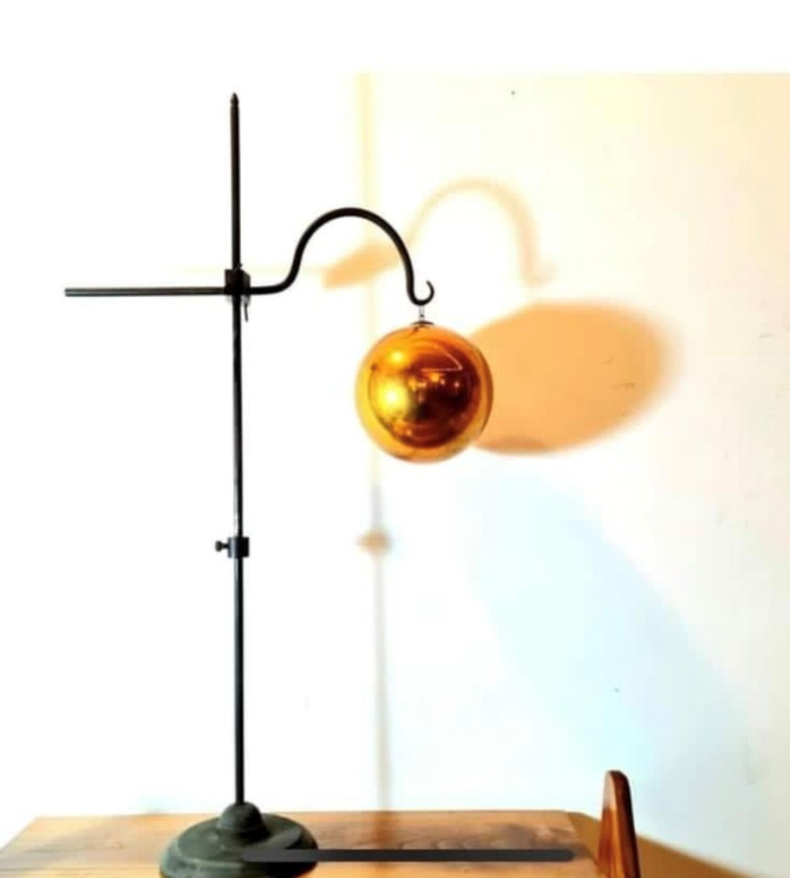 Potency Stand with a Mercury Ball