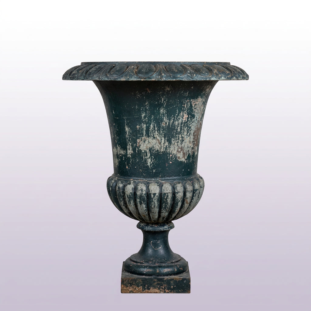 Medici Urn made of cast iron from France 1880s 