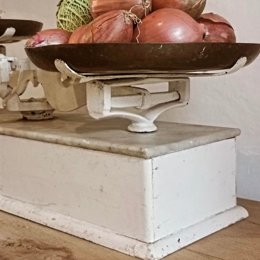 White Marble Scale