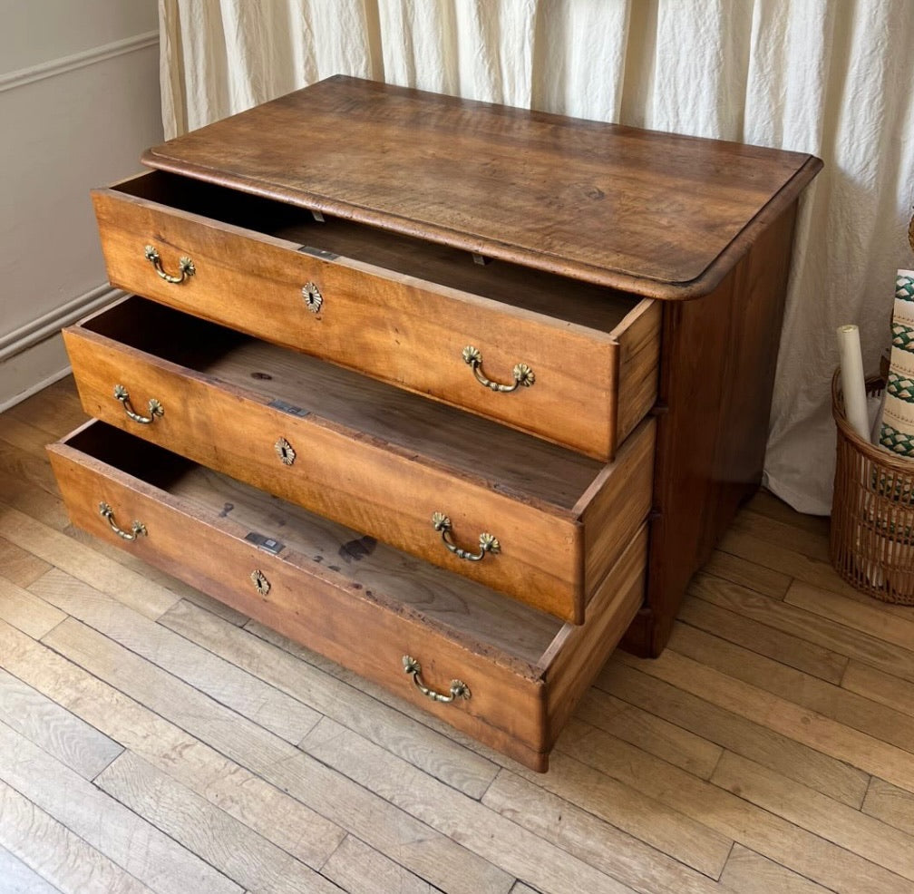 French Early 18th Century Chest of Drawers