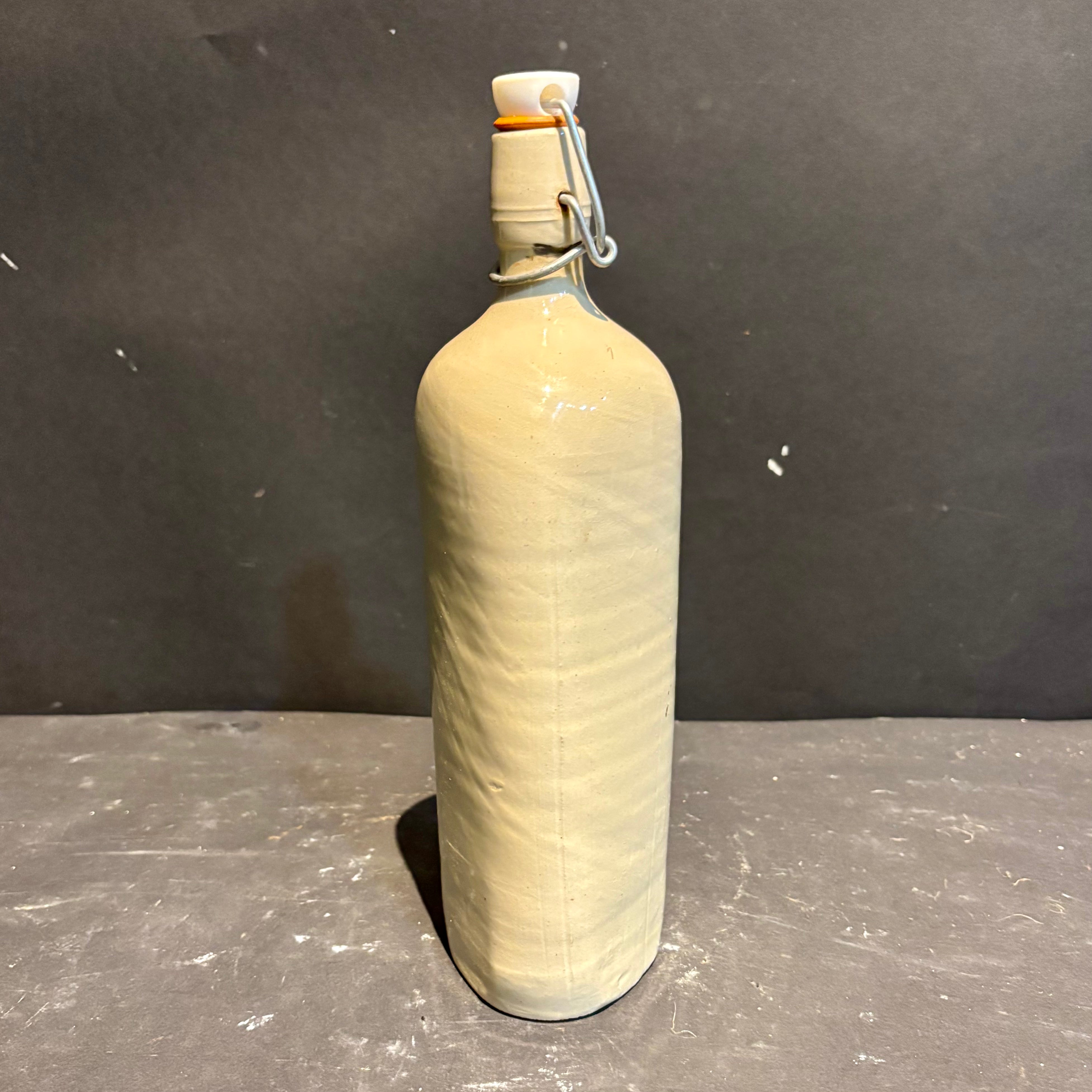 1925 Triangular Sandstone Bottle with Lid
