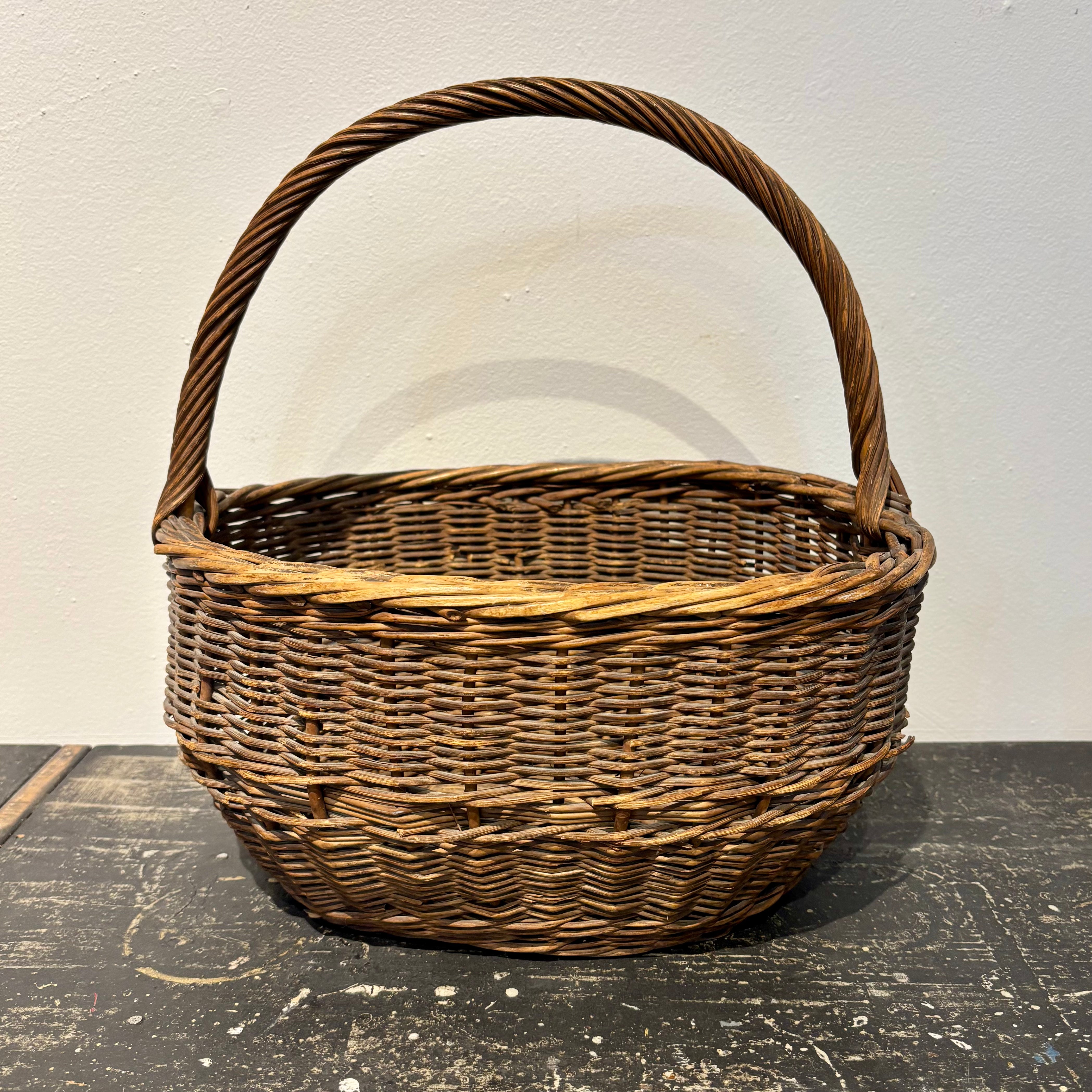 1910 French Basket