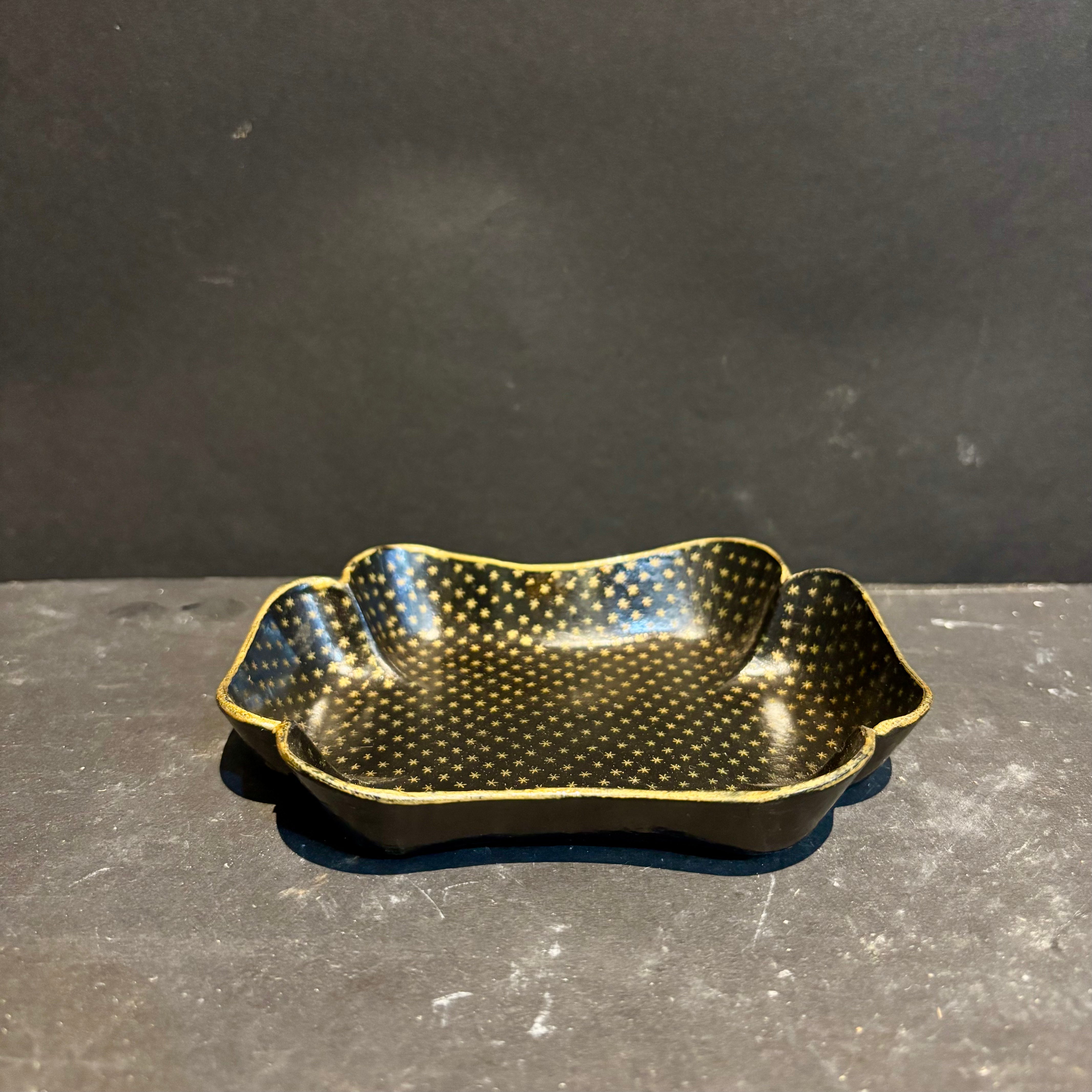 Display Dish