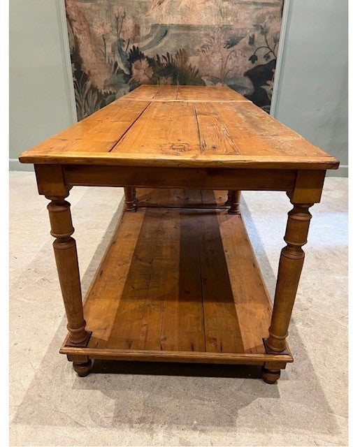 Matching Small Draper's Table