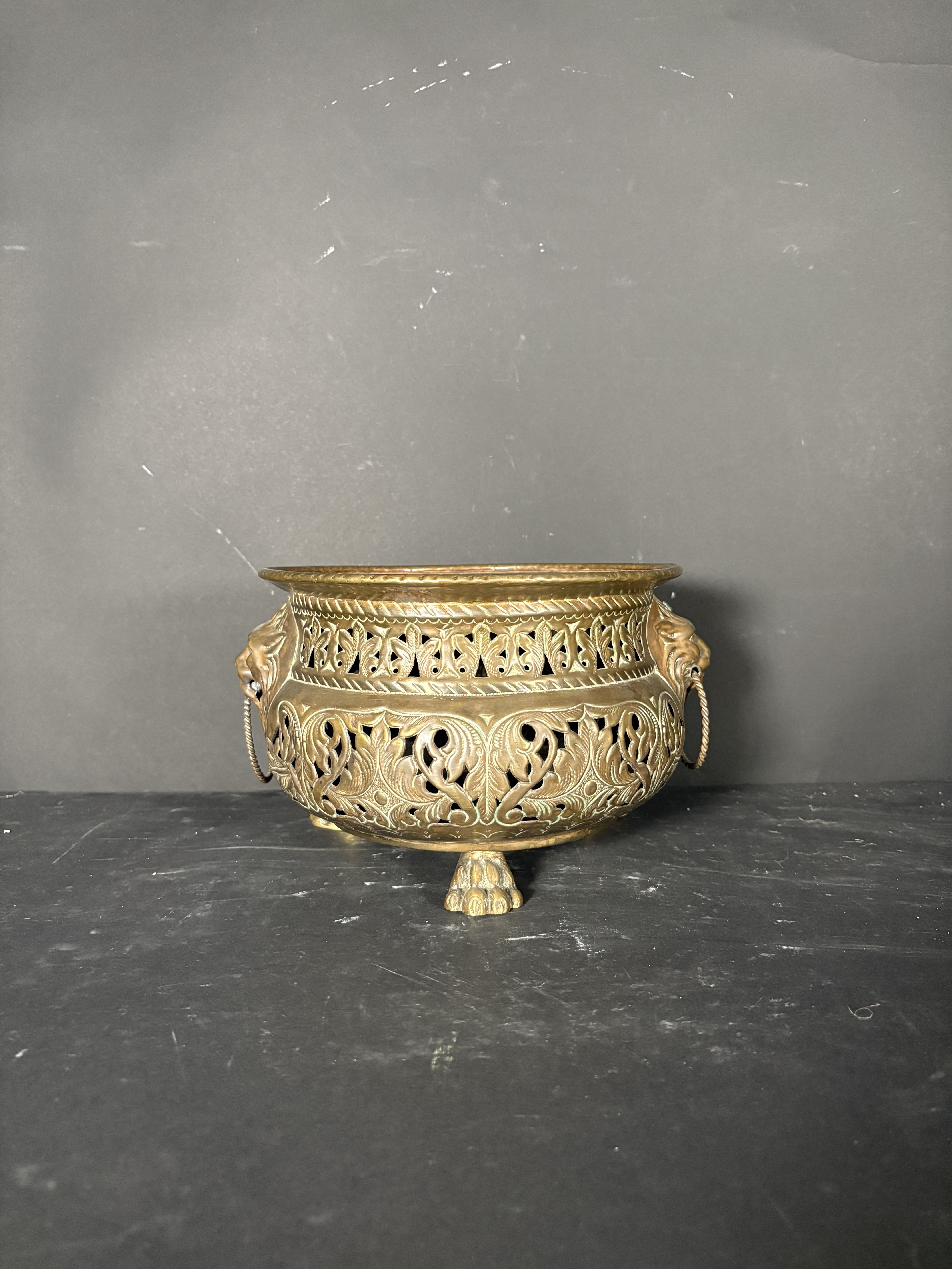 Petite Round Jardinière