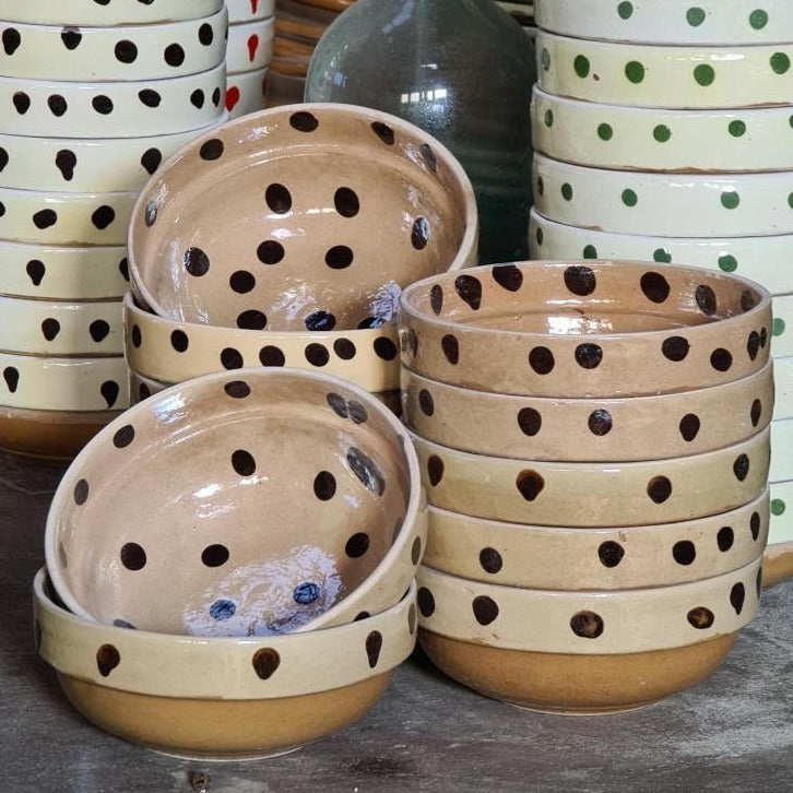 Elegant Dinnerware Collections | The Nicholson Gallery