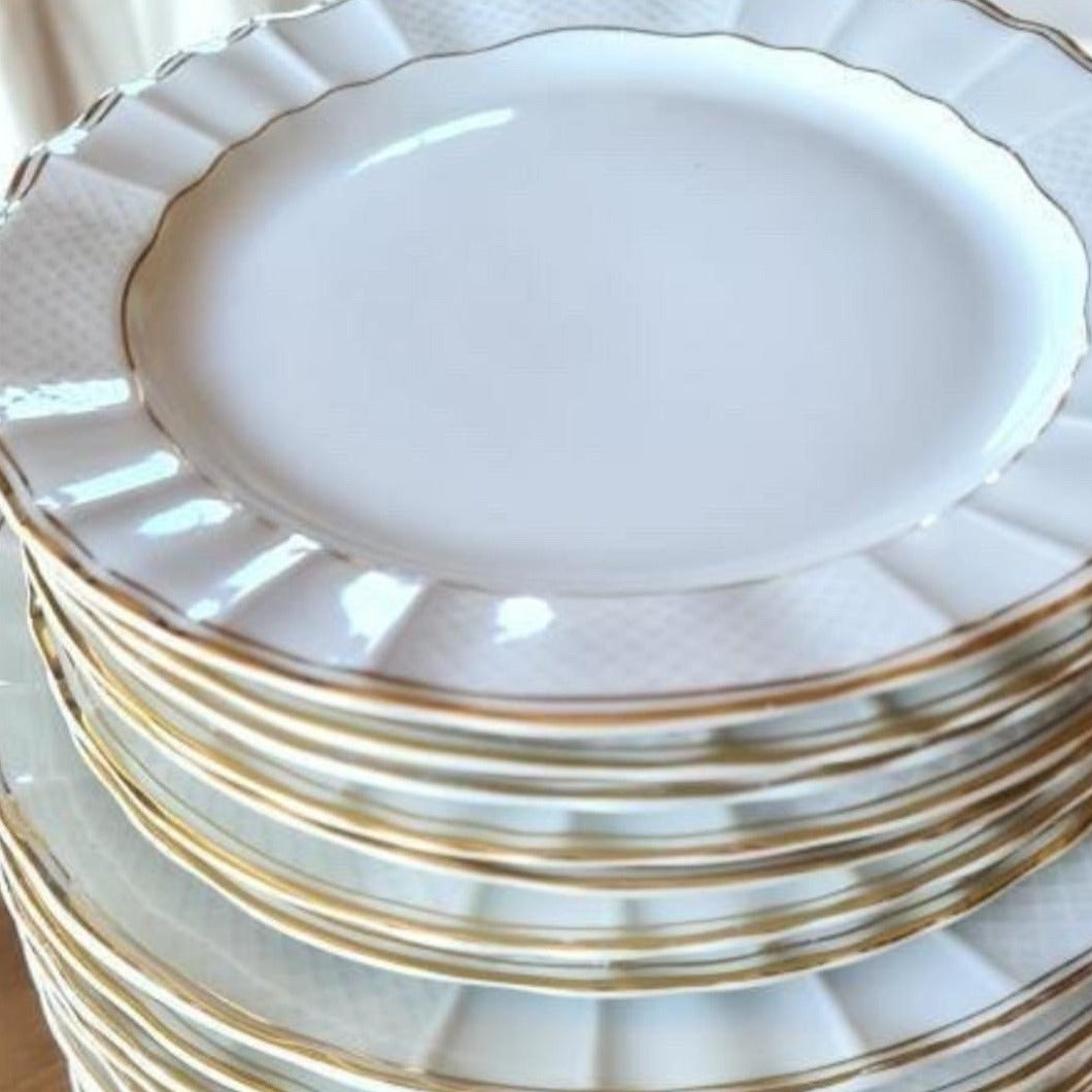 Elegant Dinnerware Collections | The Nicholson Gallery