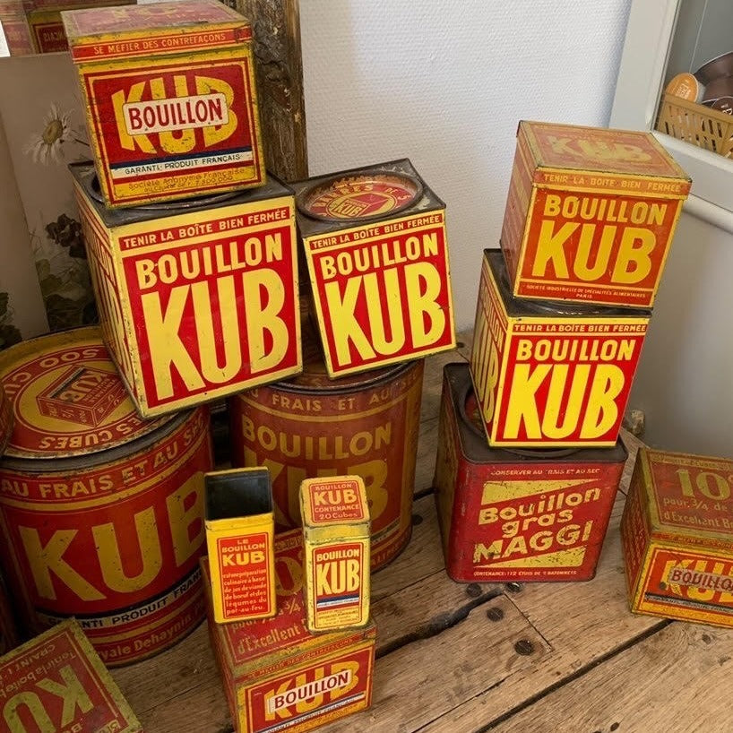 1920 Bouillon Kub Tins
